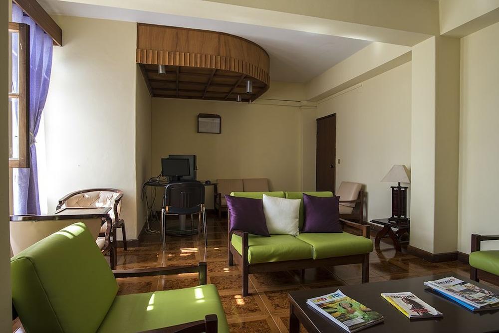 Aparthotel Avenida Mindelo Exterior photo