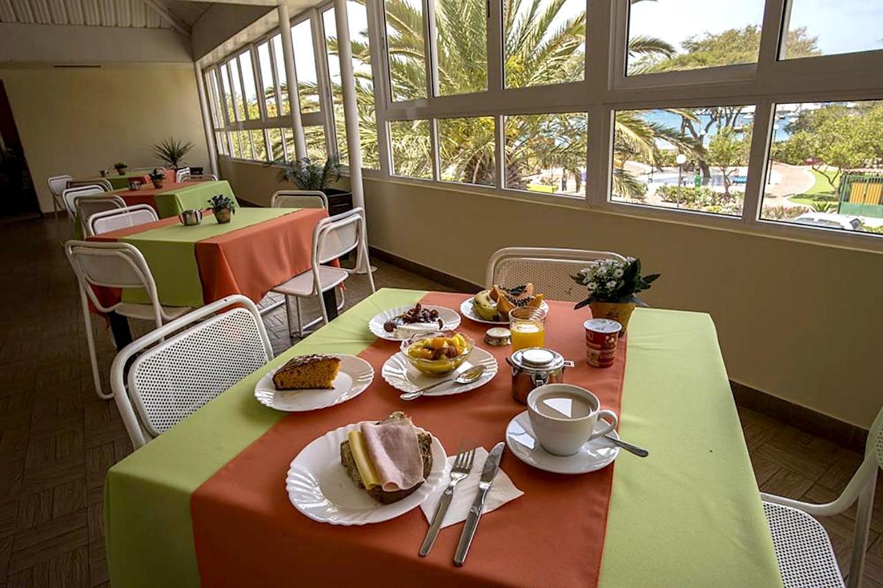 Aparthotel Avenida Mindelo Exterior photo